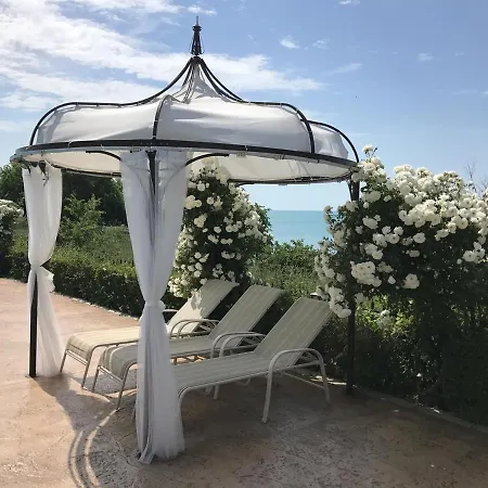 Apartment Royal Bay
